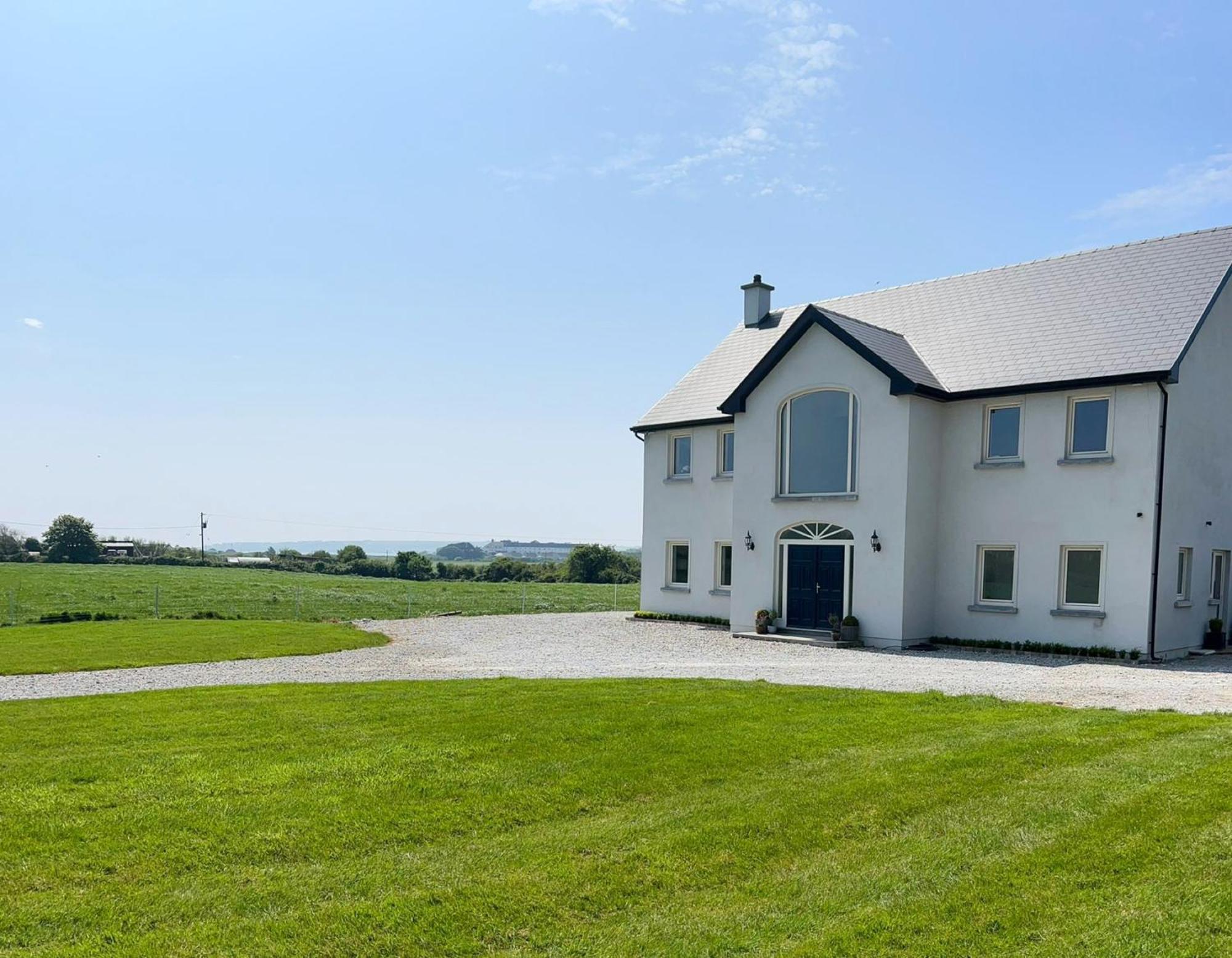 Eastbury House Near Garryvoe Hotel & Ballymaloe House Корк Екстериор снимка